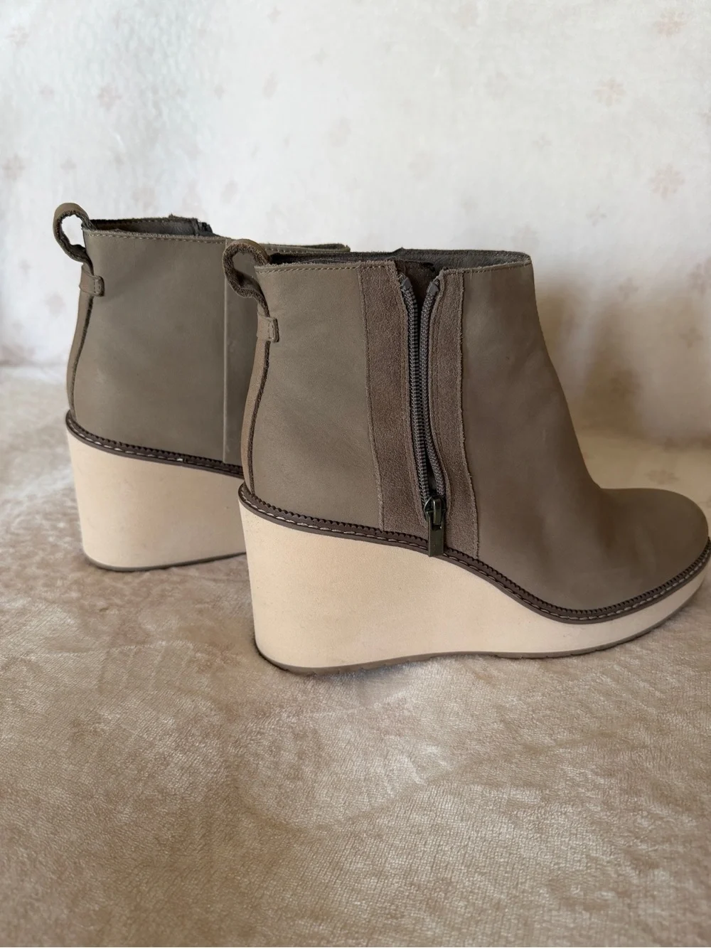 Tom’s Wedge Ankle Boot in Taupe